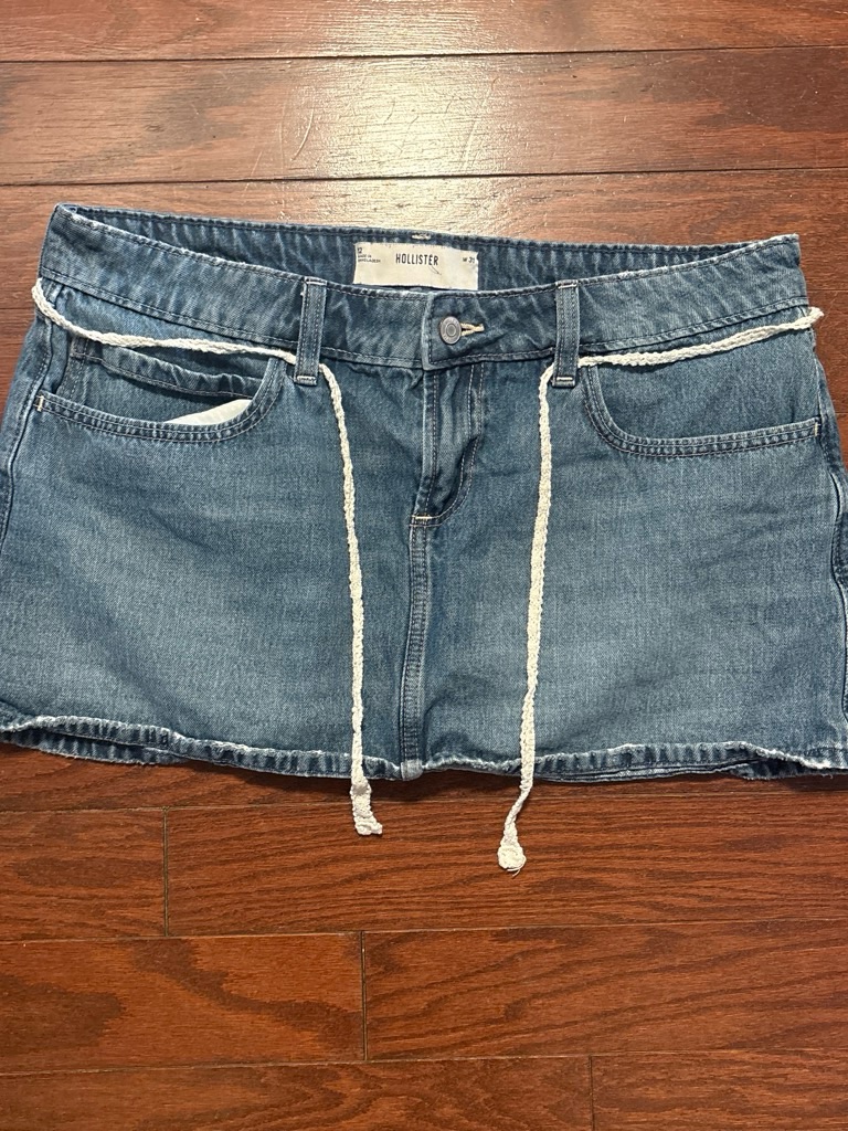 Hollister Blue Denim Mini Skirt With Rope Waist Accent